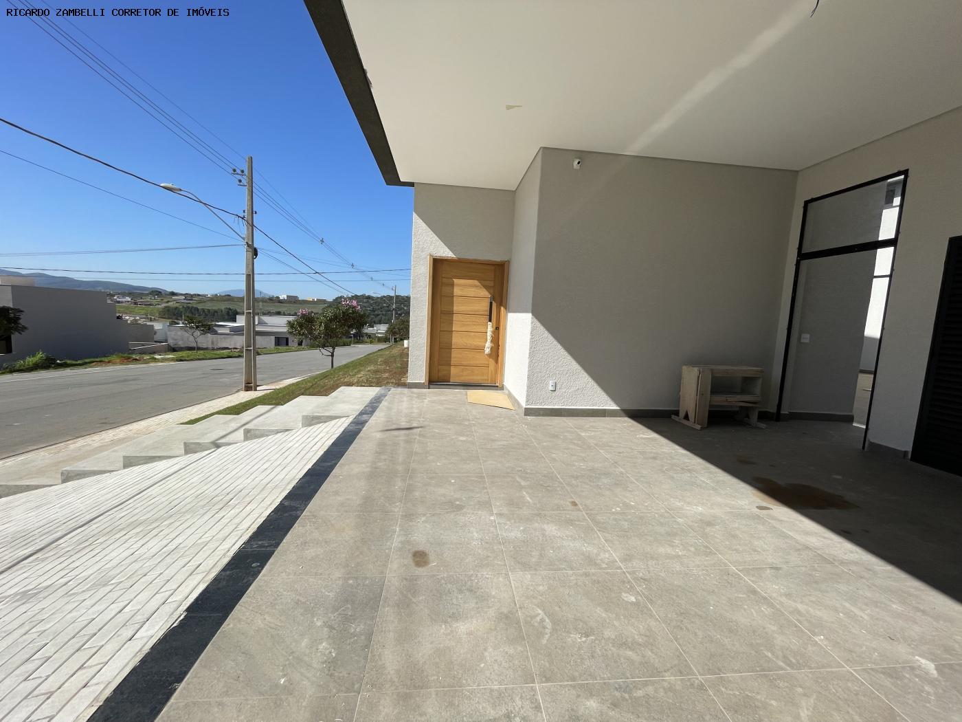 Sobrado à venda com 3 quartos, 700m² - Foto 3