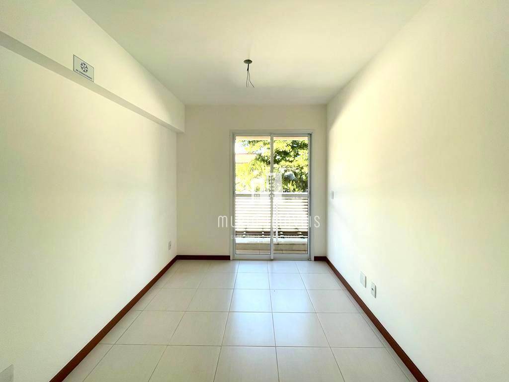 Apartamento à venda com 2 quartos, 97m² - Foto 3