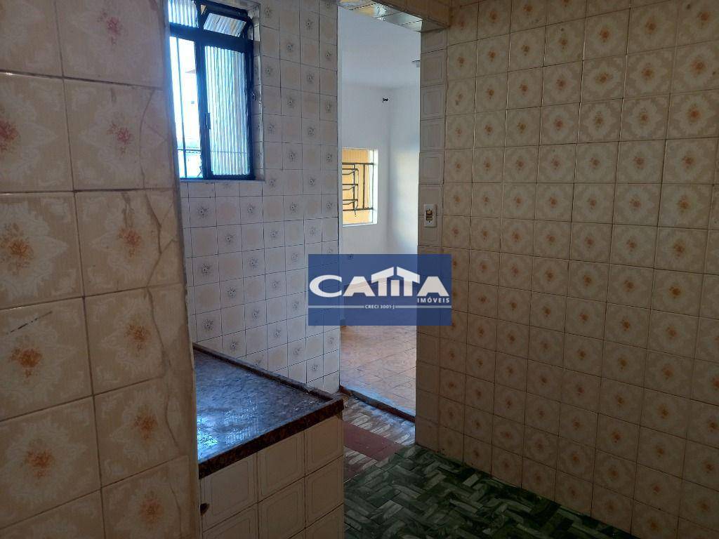 Casa para alugar com 1 quarto, 35m² - Foto 12