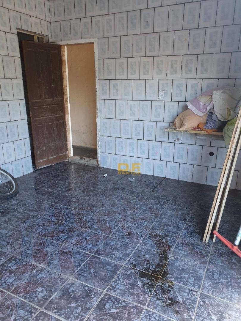 Casa à venda com 4 quartos, 300m² - Foto 12