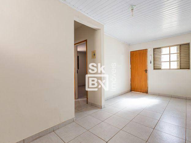 Casa à venda com 2 quartos, 60m² - Foto 1