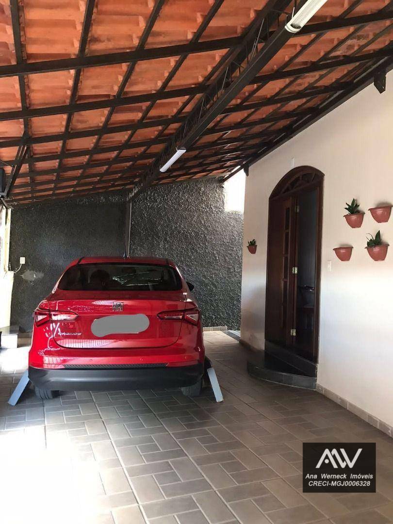 Casa à venda com 3 quartos, 180m² - Foto 4