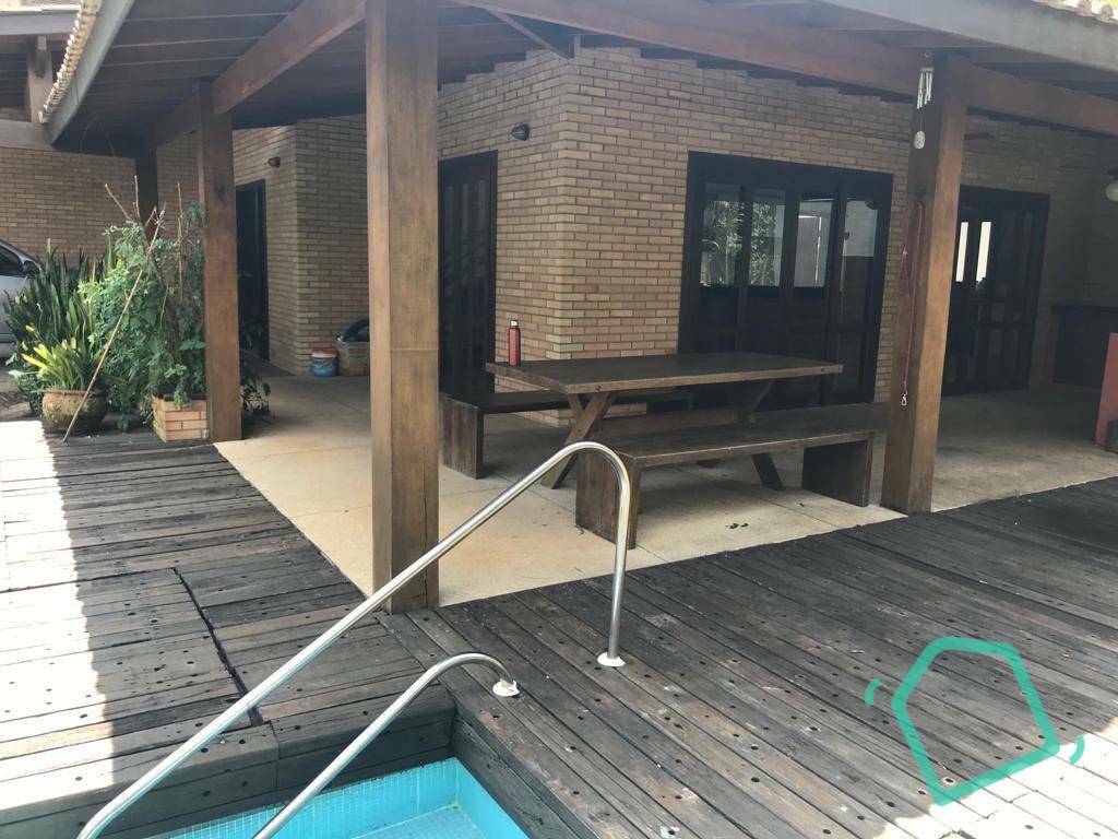 Casa de Condomínio à venda com 3 quartos, 240m² - Foto 24