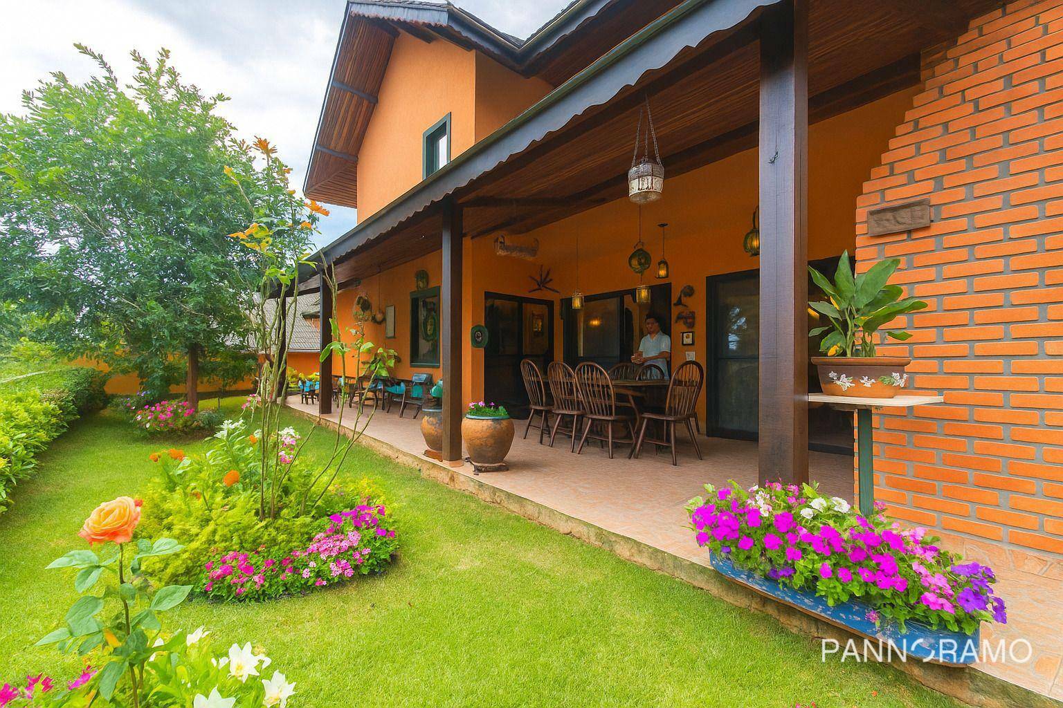 Casa à venda com 4 quartos, 310m² - Foto 4