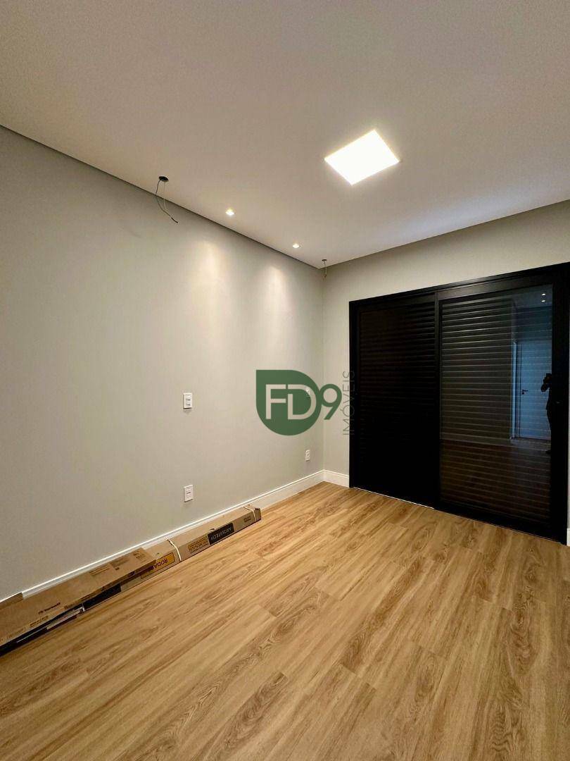 Casa à venda com 3 quartos, 220m² - Foto 33