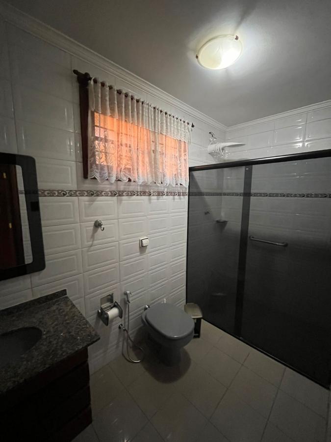 Casa de Condomínio para alugar com 6 quartos, 700m² - Foto 23