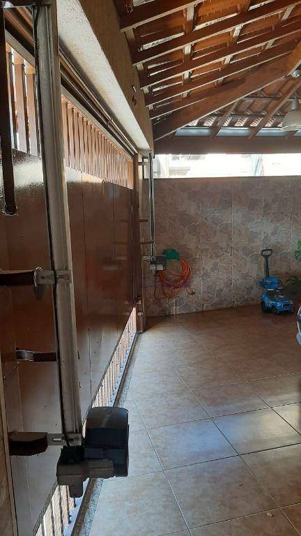 Sobrado à venda com 3 quartos, 126m² - Foto 13