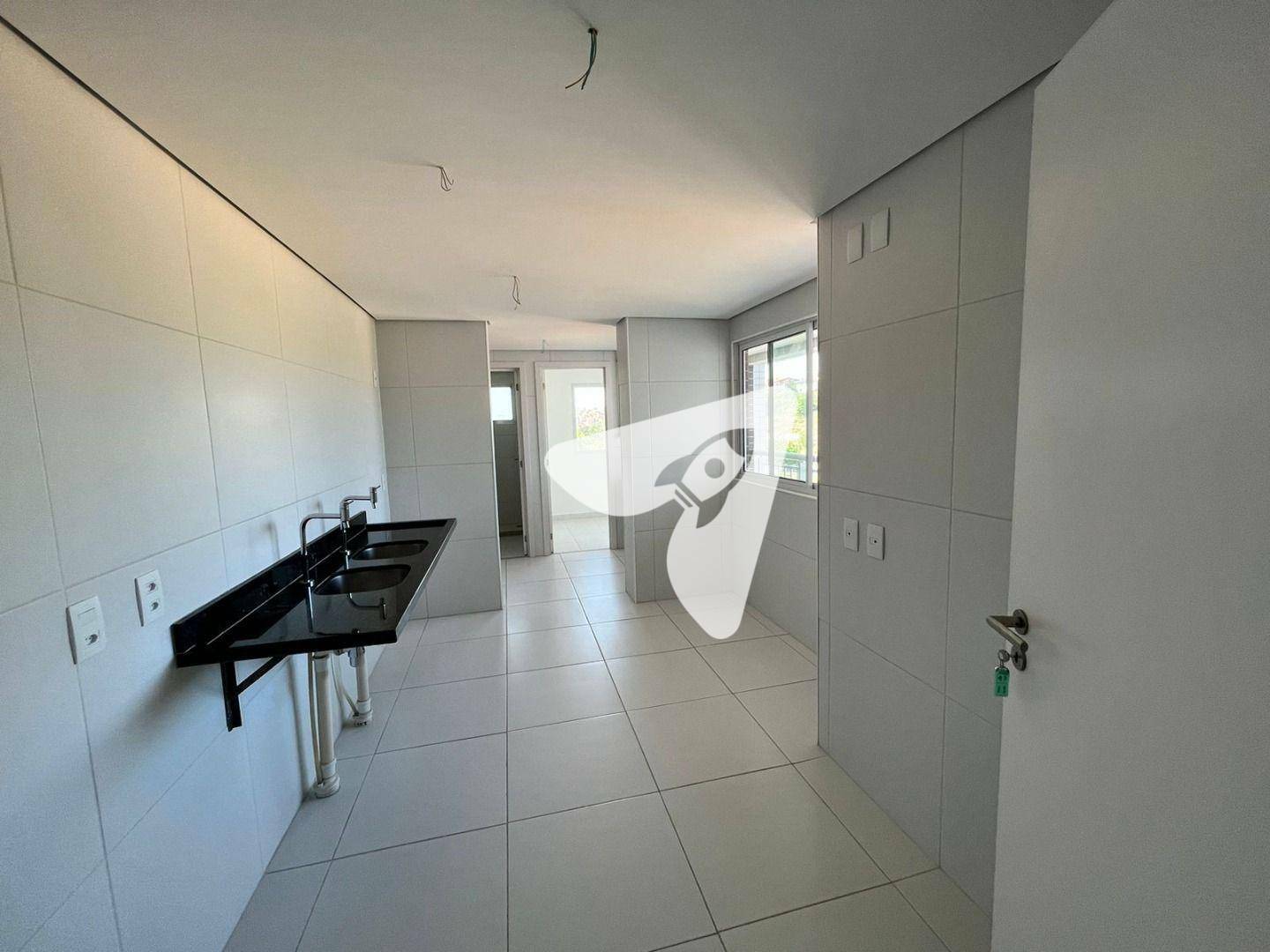 Apartamento à venda com 4 quartos, 165m² - Foto 8