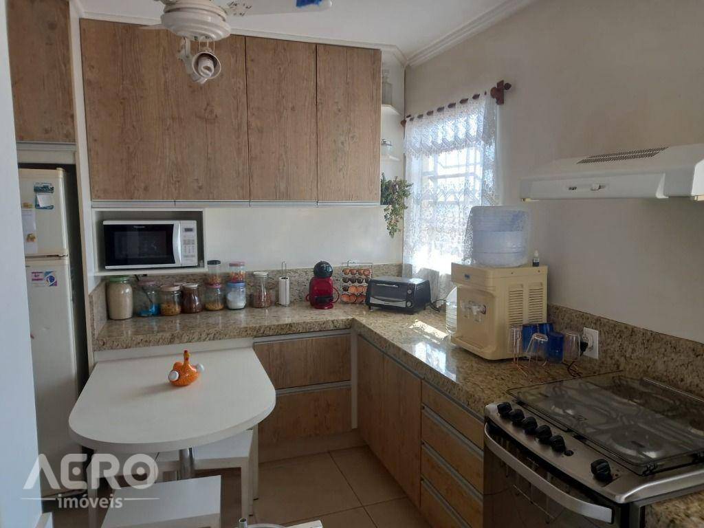 Apartamento à venda com 3 quartos, 90m² - Foto 11