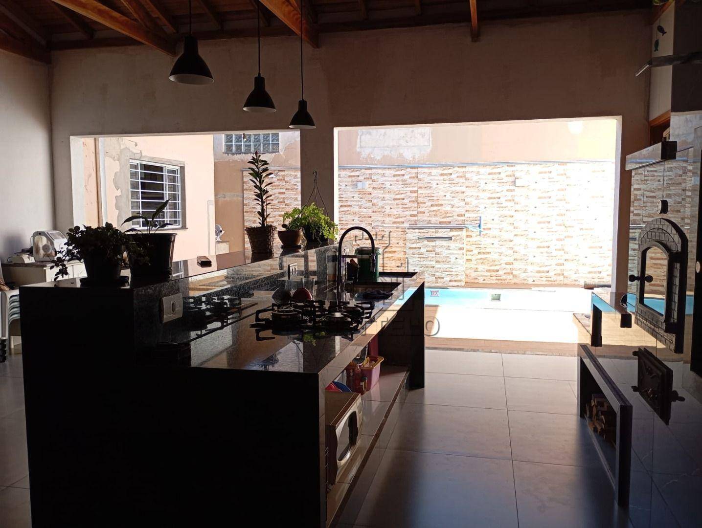 Casa à venda com 3 quartos, 150m² - Foto 16