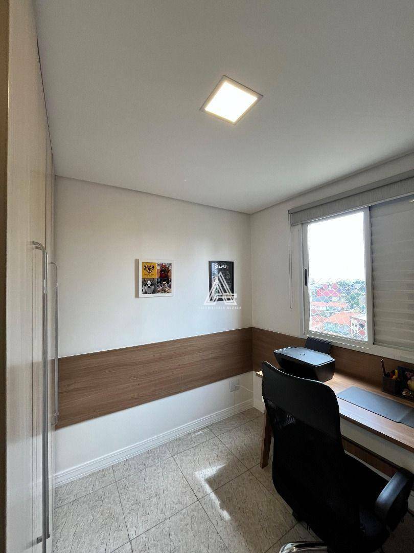 Apartamento à venda com 3 quartos, 73m² - Foto 32