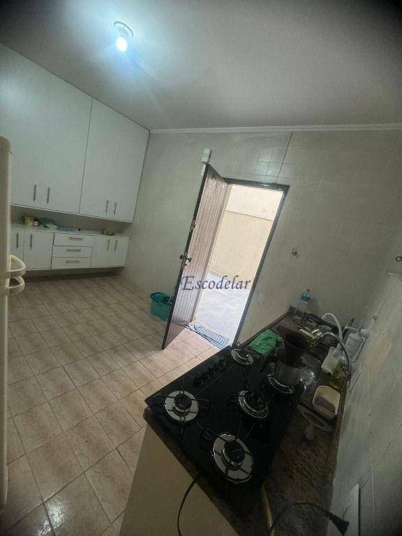 Sobrado à venda com 6 quartos, 240m² - Foto 40