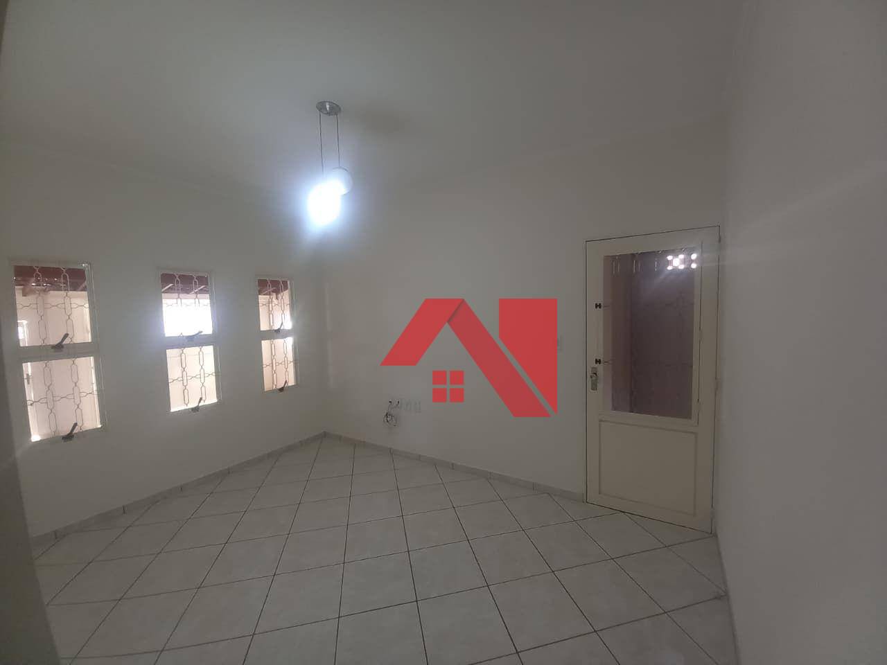 Casa para alugar com 3 quartos, 164m² - Foto 6