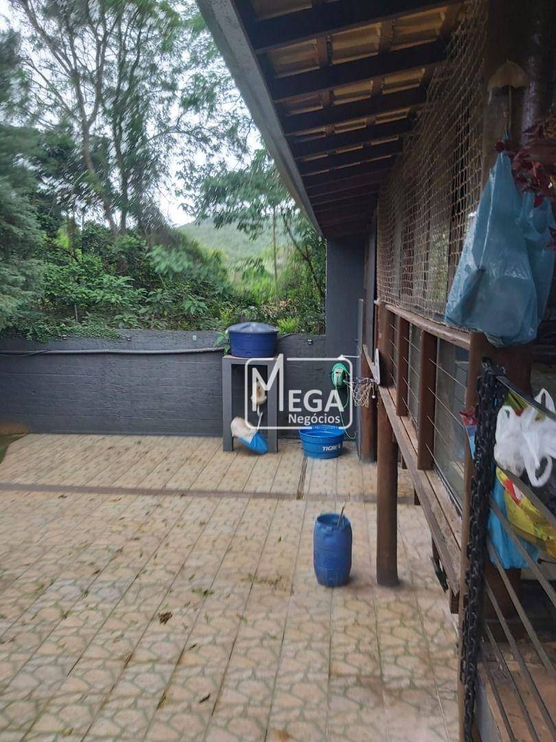 Chácara, 4 quartos, 600 m² - Foto 5