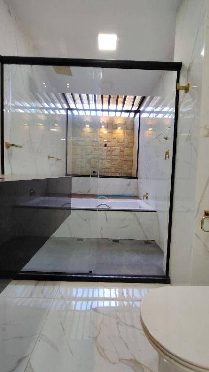 Casa de Condomínio à venda com 5 quartos, 460m² - Foto 43