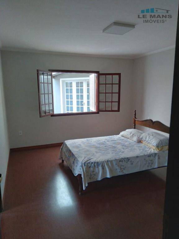 Casa de Condomínio à venda com 3 quartos, 242m² - Foto 18