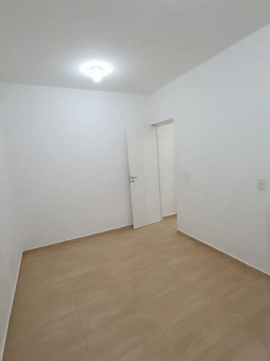 Apartamento à venda com 2 quartos, 57m² - Foto 10