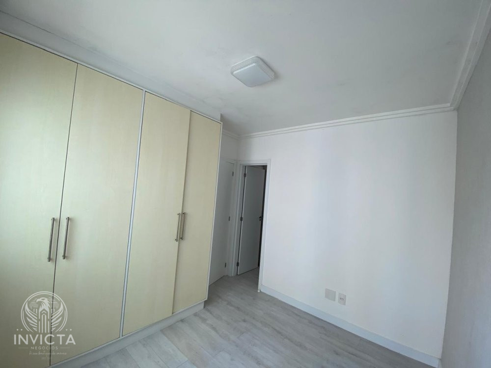 Apartamento à venda com 2 quartos, 72m² - Foto 9