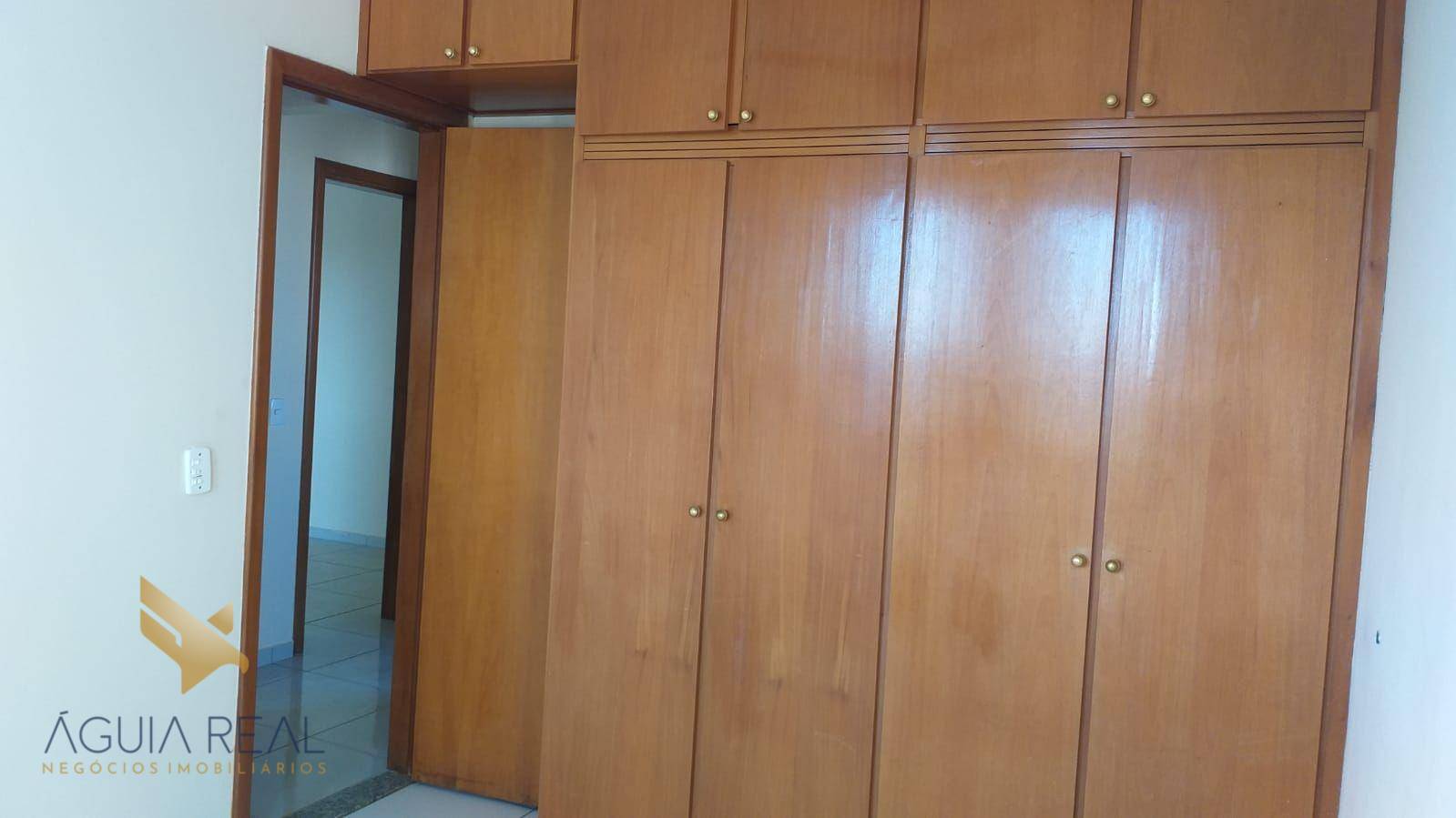 Apartamento à venda com 3 quartos, 86m² - Foto 12