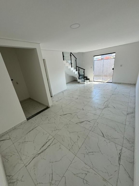 Sobrado à venda com 2 quartos, 107m² - Foto 5