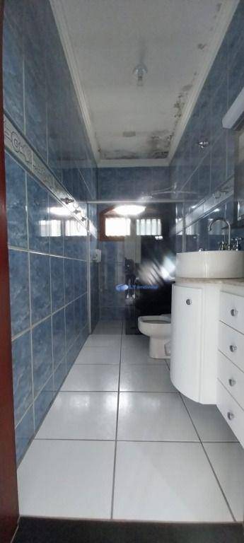 Sobrado, 4 quartos, 200 m² - Foto 2