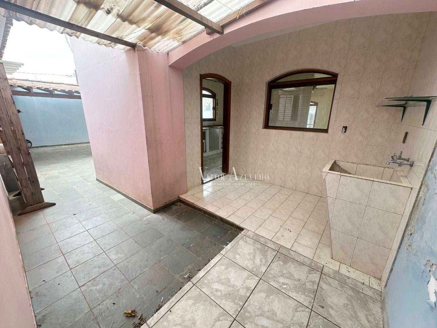 Casa à venda com 4 quartos, 173m² - Foto 26