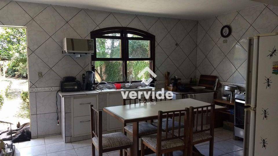 Casa à venda com 3 quartos, 140m² - Foto 18