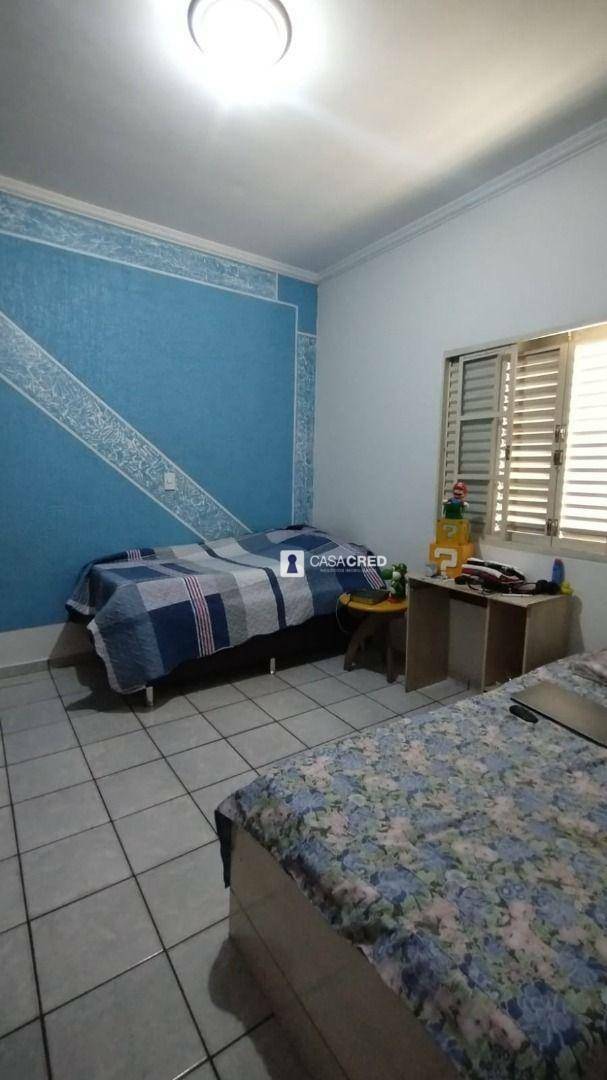 Casa à venda e aluguel com 5 quartos, 260m² - Foto 21