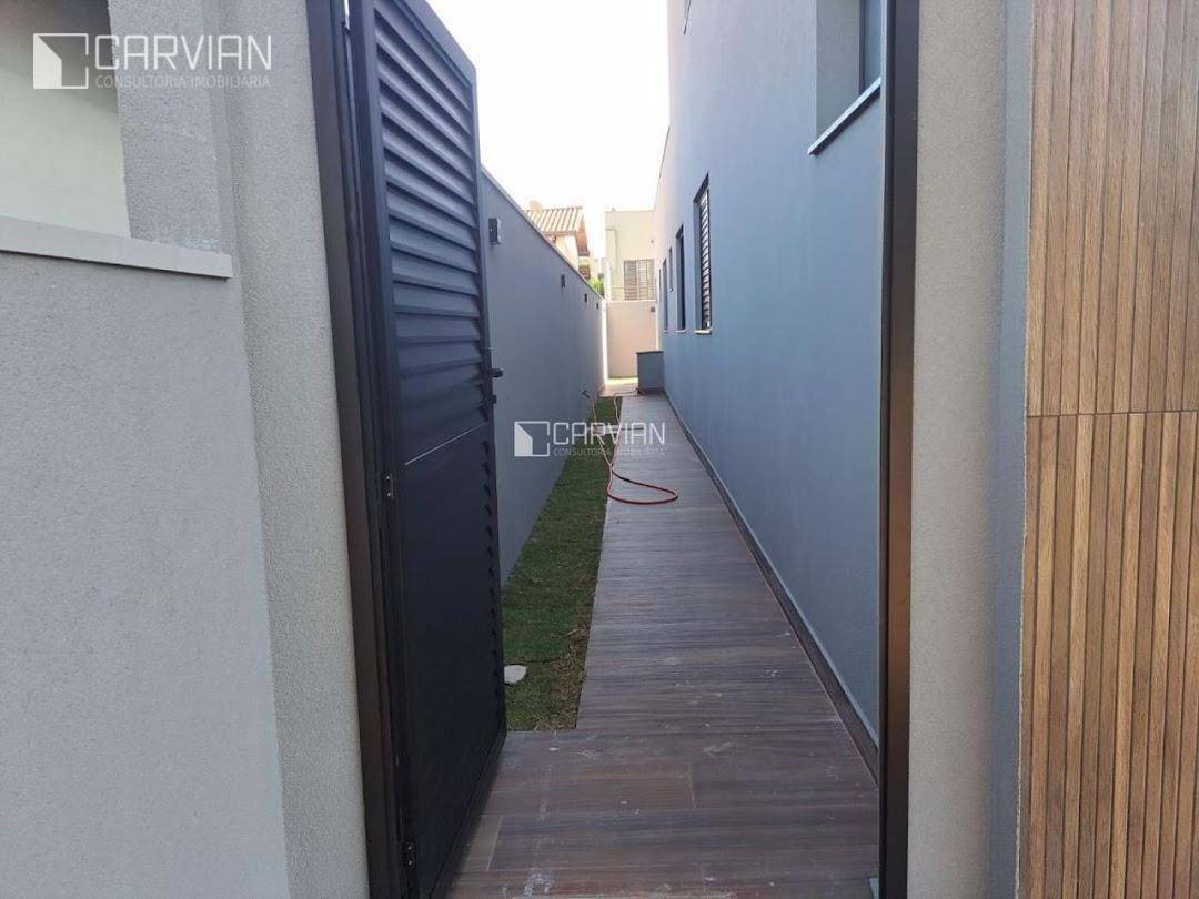 Casa de Condomínio à venda com 3 quartos, 152m² - Foto 2