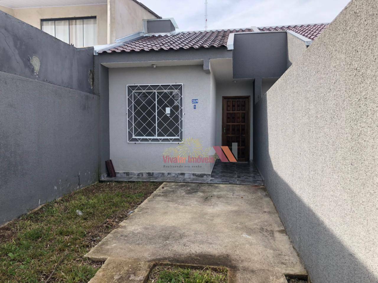 Casa à venda com 2 quartos, 40m² - Foto 1