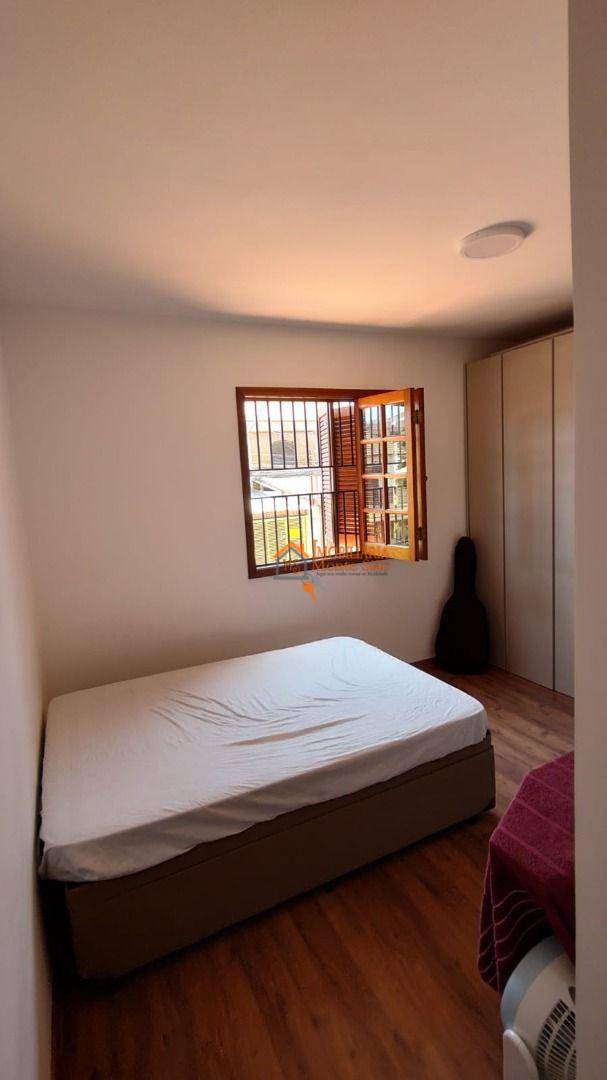 Sobrado à venda com 3 quartos, 200m² - Foto 18