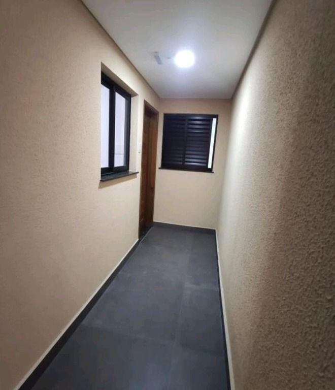 Apartamento à venda com 2 quartos, 38m² - Foto 2