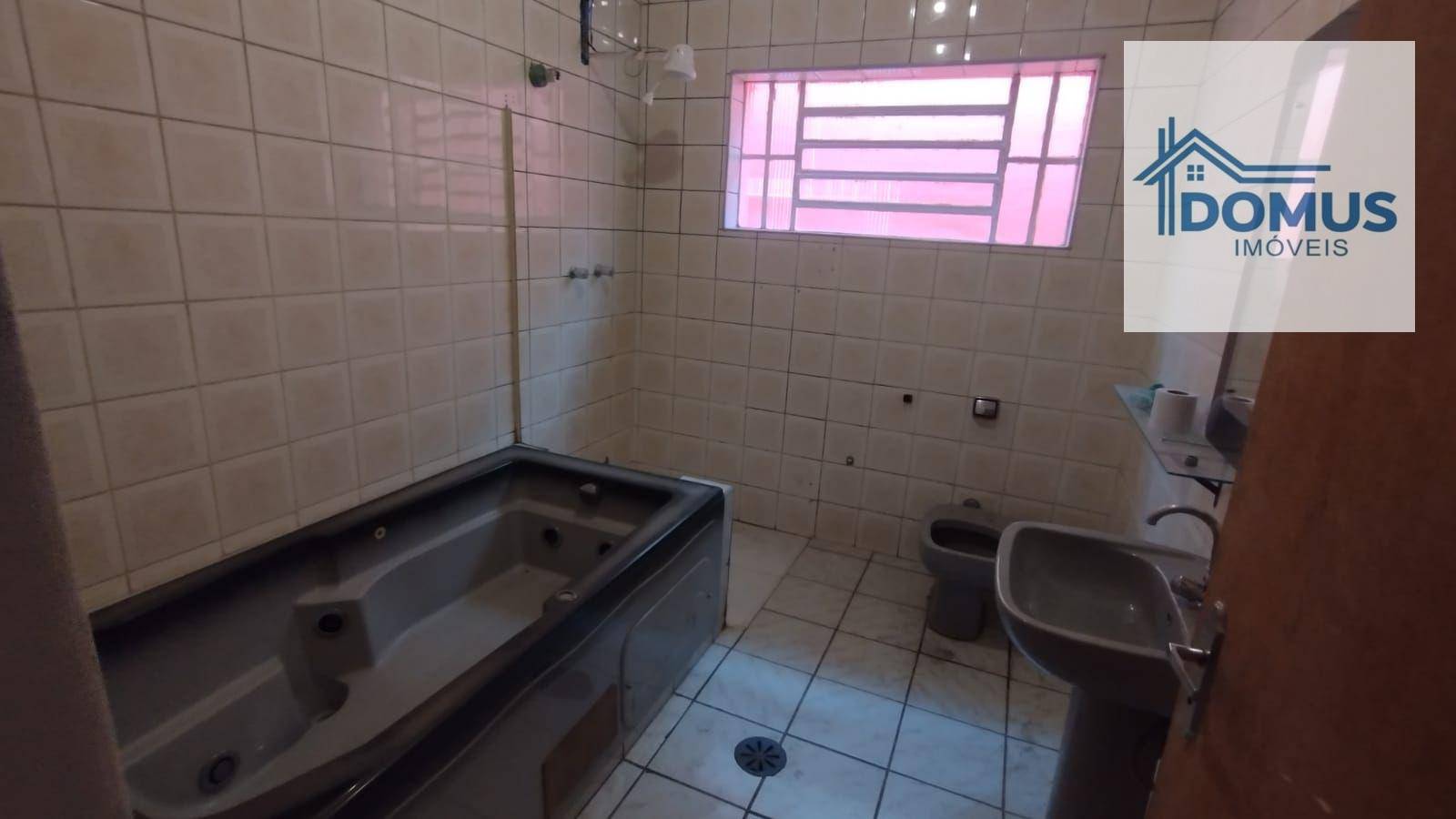 Casa à venda com 3 quartos, 200m² - Foto 9