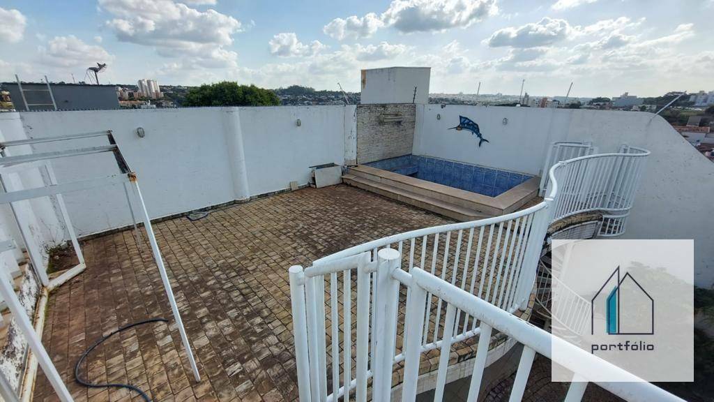 Casa à venda com 3 quartos, 397m² - Foto 22