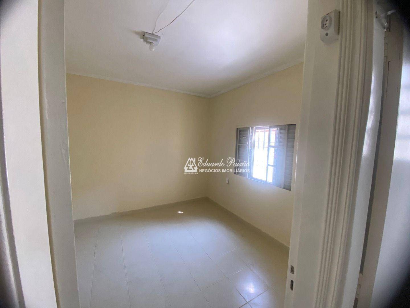 Casa à venda e aluguel com 4 quartos, 220m² - Foto 18