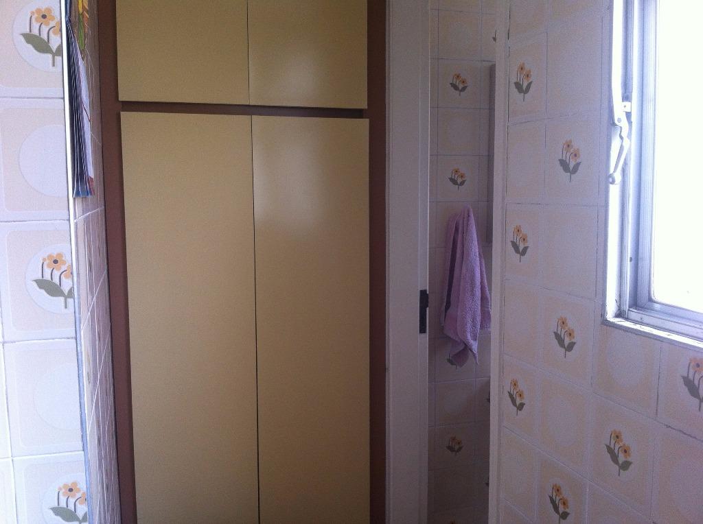 Apartamento à venda com 3 quartos, 86m² - Foto 17