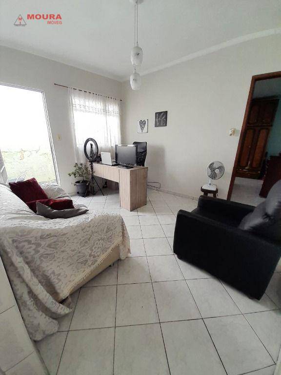 Sobrado à venda com 2 quartos, 190m² - Foto 4