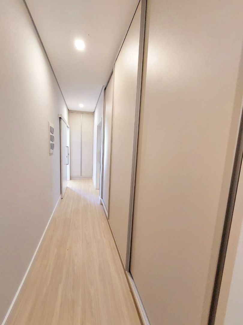 Casa à venda com 3 quartos, 220m² - Foto 9