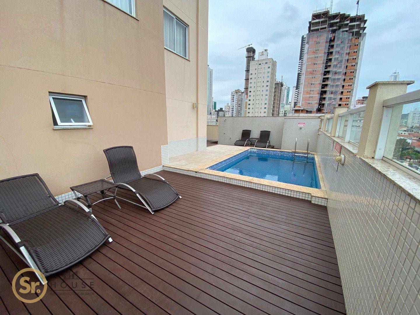 Apartamento à venda com 3 quartos, 160m² - Foto 21