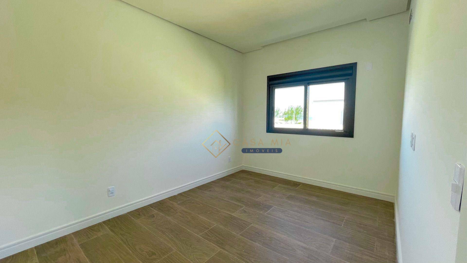 Casa à venda com 4 quartos, 253m² - Foto 9