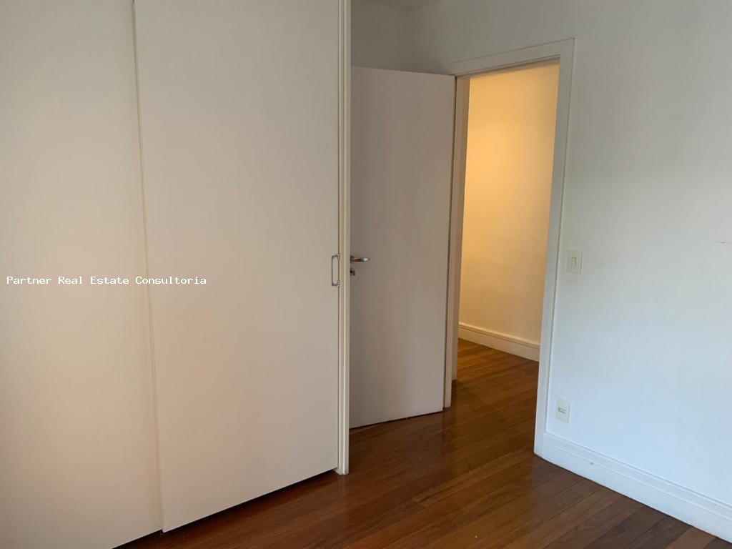 Apartamento à venda com 3 quartos, 173m² - Foto 6