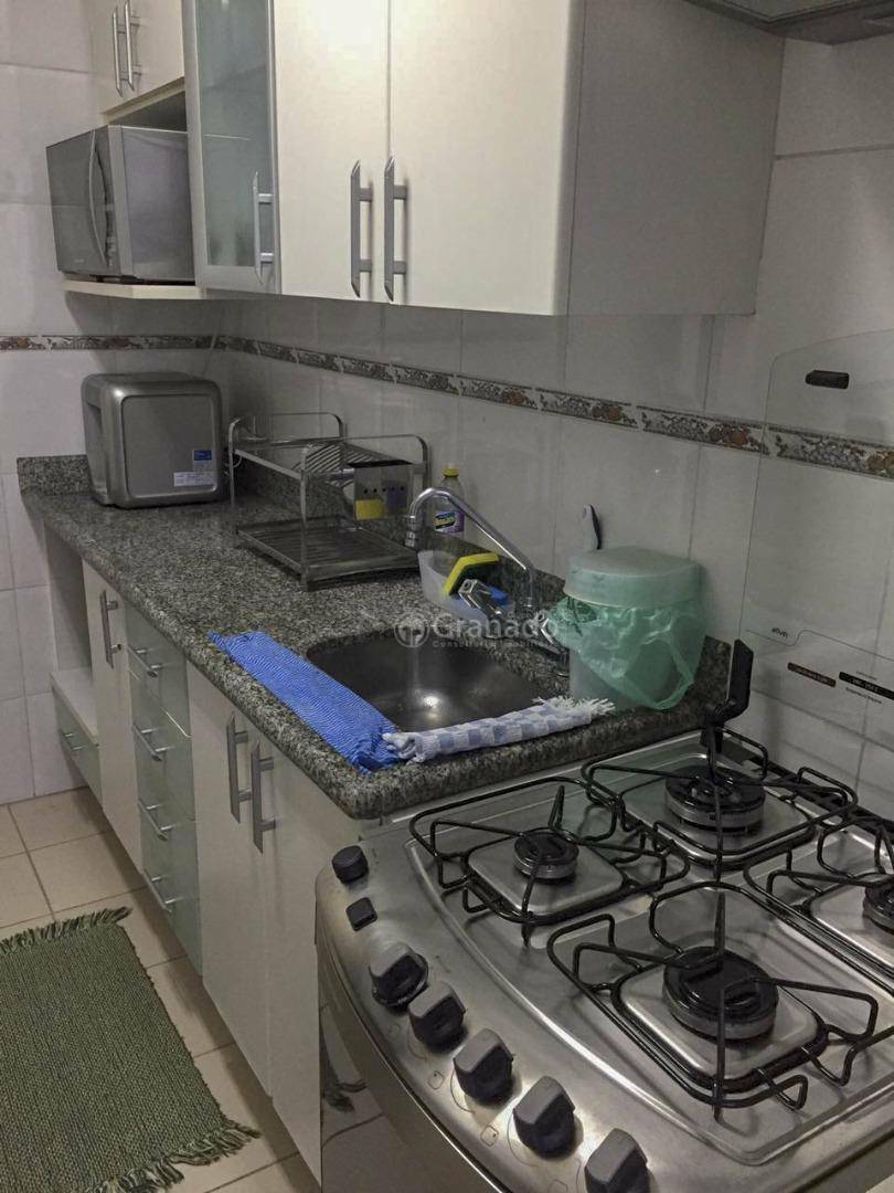 Apartamento à venda com 2 quartos, 55m² - Foto 15