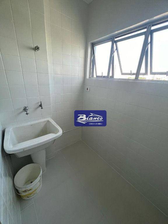 Apartamento à venda com 2 quartos, 60m² - Foto 5