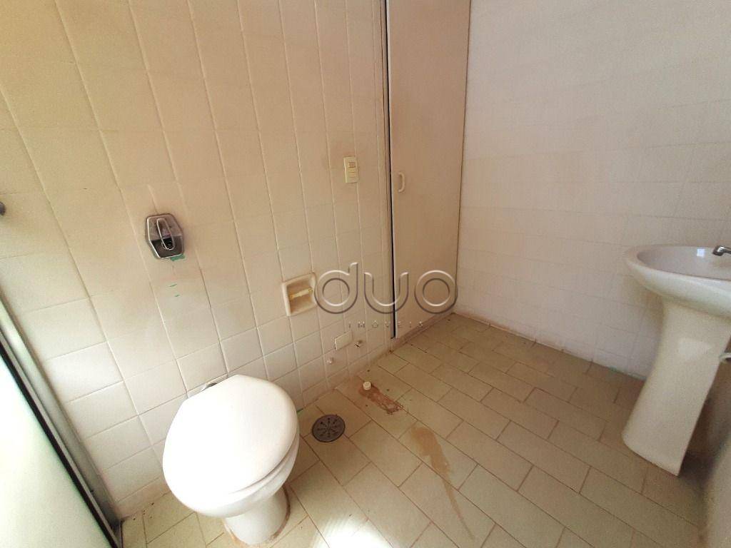 Casa para alugar com 3 quartos, 224m² - Foto 33