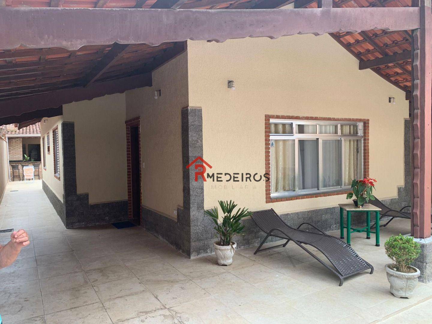 Casa à venda com 2 quartos, 155m² - Foto 2