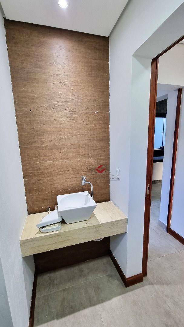 Casa à venda com 3 quartos, 240m² - Foto 16