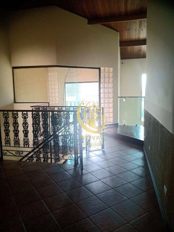 Sobrado à venda com 4 quartos, 300m² - Foto 24