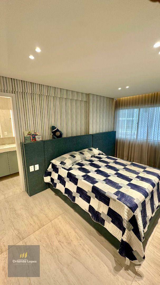 Apartamento à venda com 3 quartos, 256m² - Foto 7