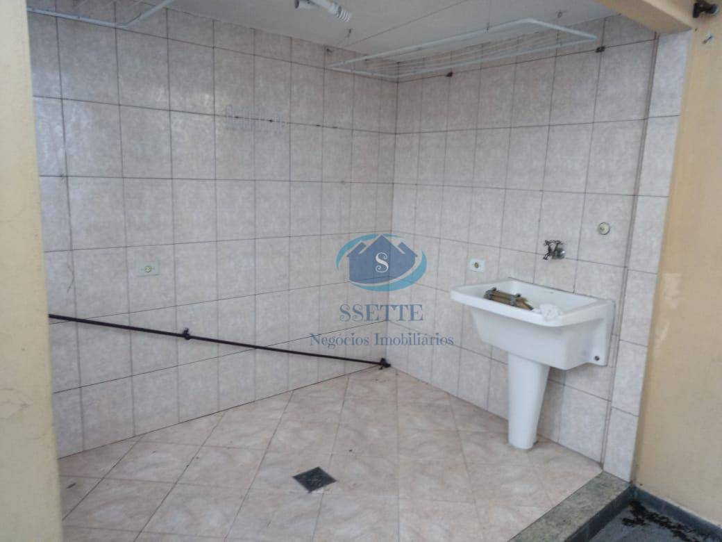 Sobrado à venda com 3 quartos, 100m² - Foto 33