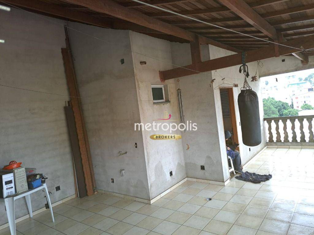 Sobrado à venda com 2 quartos, 220m² - Foto 30